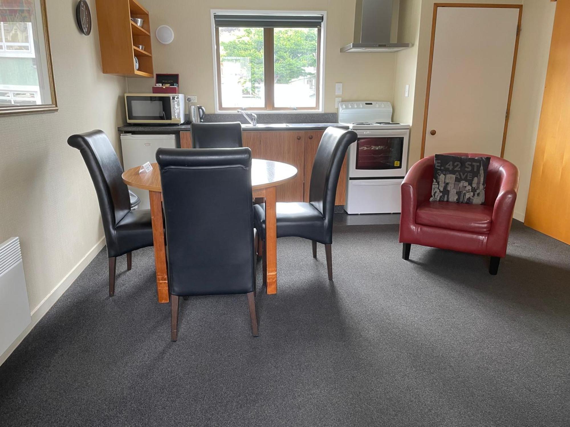 Allan Court 4* Dunedin